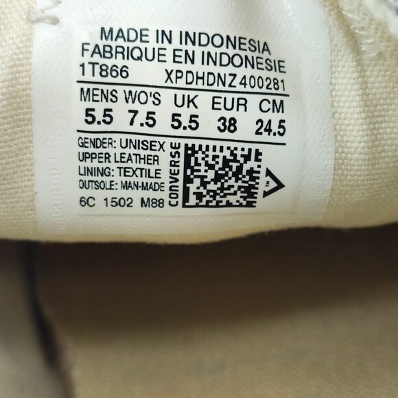 Converse Woman’s All Stars White Leather Sneakers Shoes Size 7.5 - Picture 7 of 9